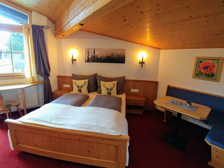 Room in the ‘Zuckerhütl’ suite